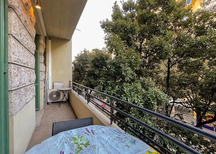 Apartmán Comte De Luxury 4 Pers Parking Wifi Ac